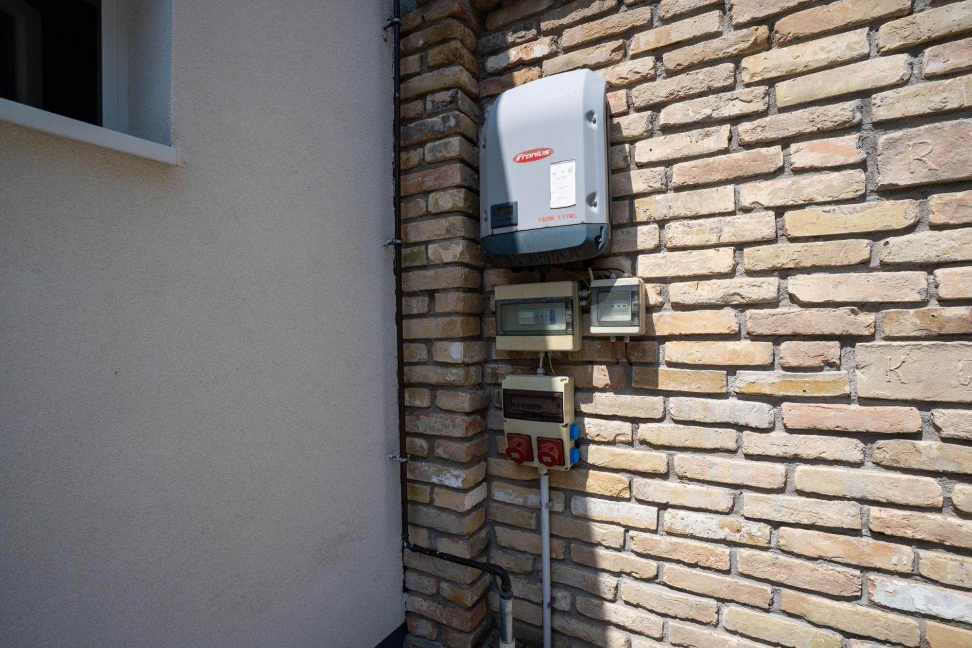 Jokai Apartman Dunafoldvar Экстерьер фото